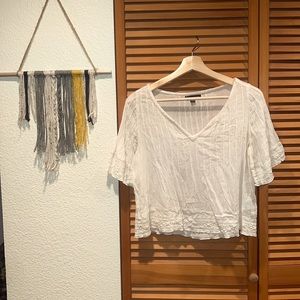 American Eagle mid cropped boho blouse